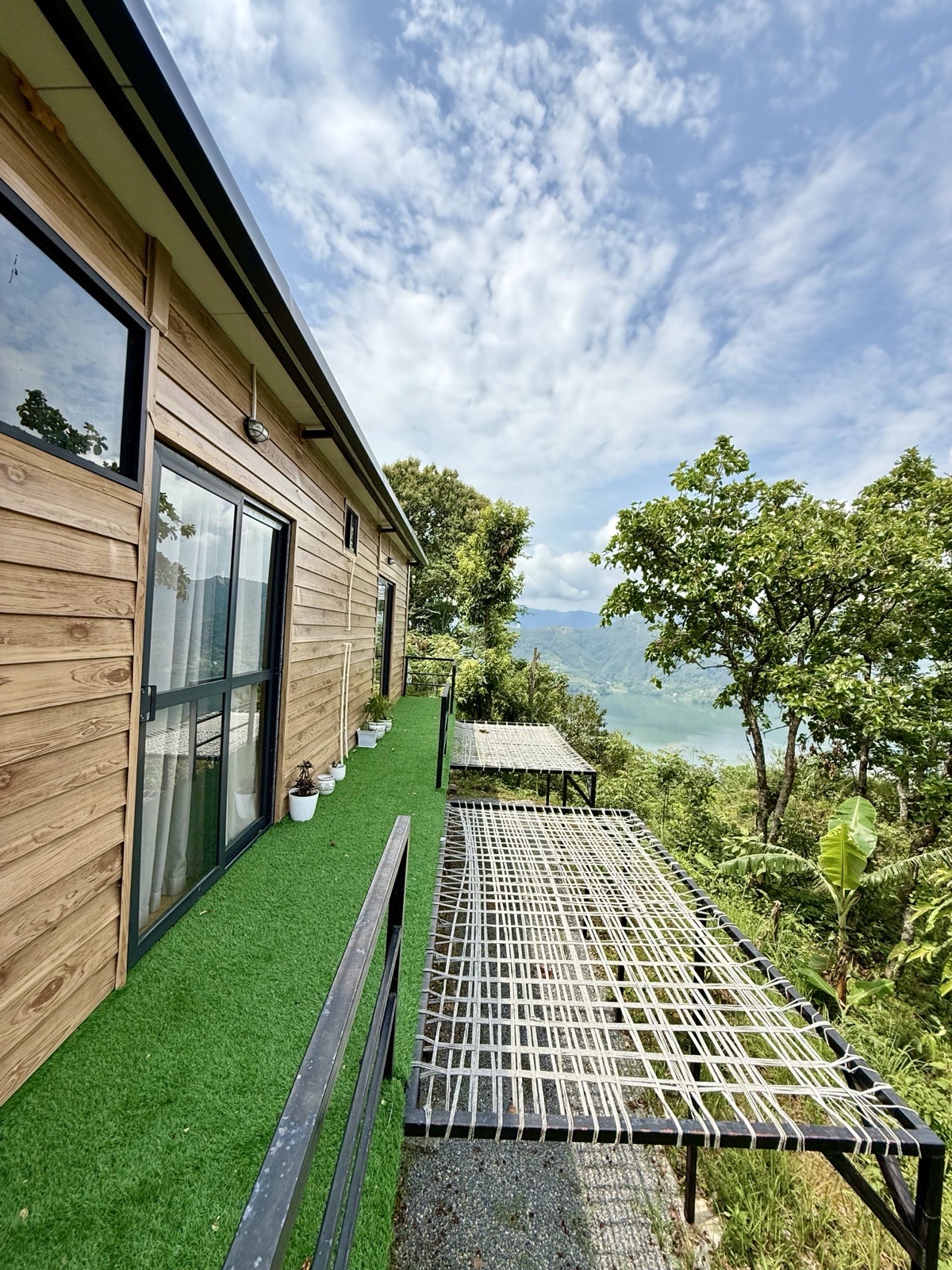 Sabs Villa hammock terrace overlooking mountains